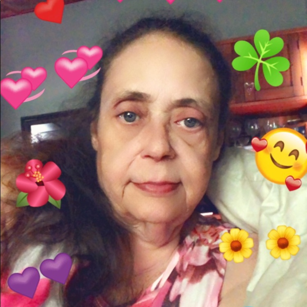 Meet your Posher, Beverly